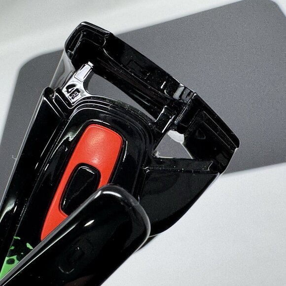 Oakley Jupiter Camo Fuel Cell Polished Black Frame SCRATCHED LENSES OO9096-41 - Picture 9 of 16